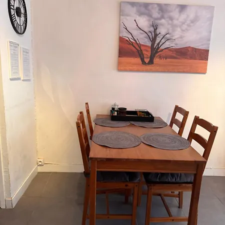 Ravissante Avec Parking Sur Place. Apartment Pessac